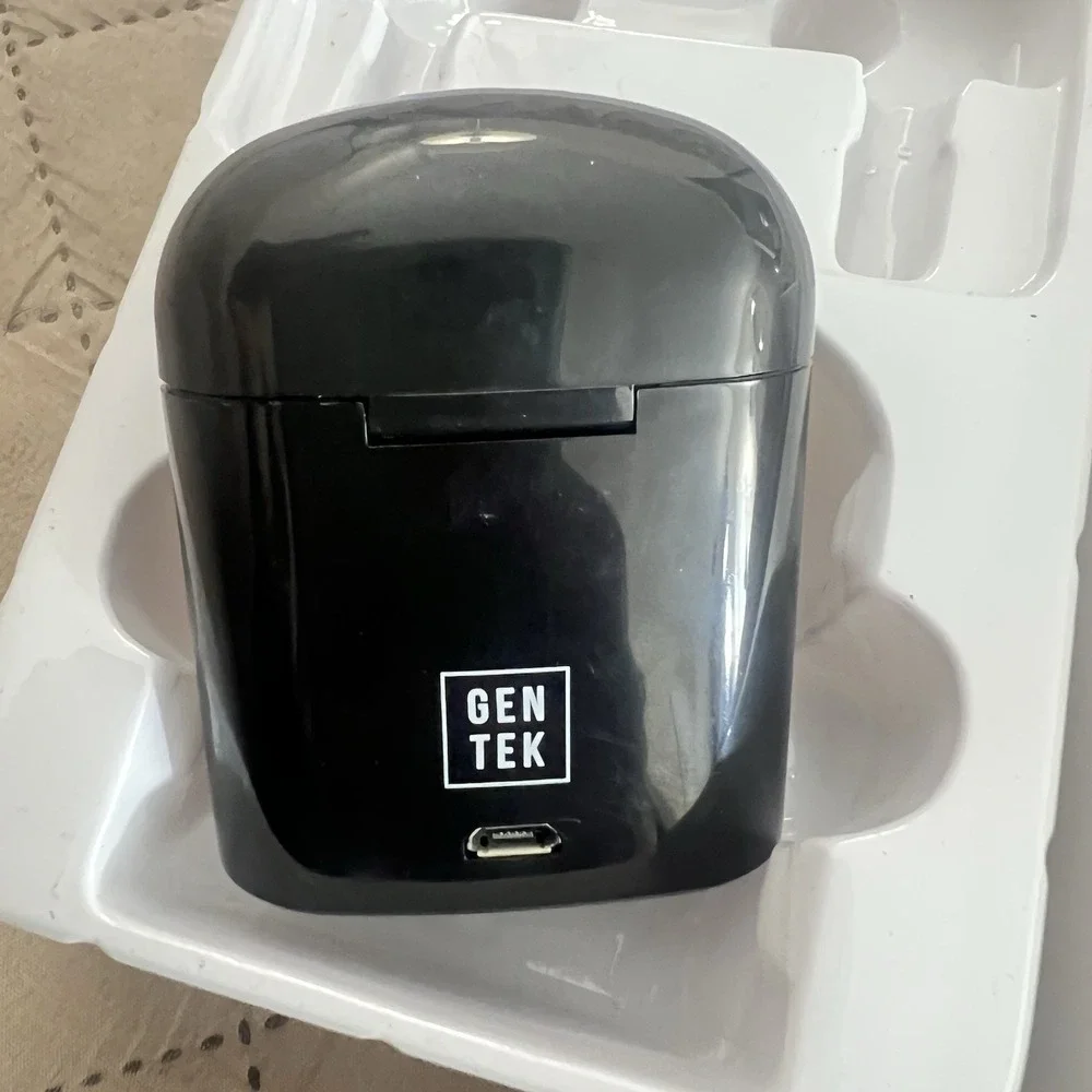 GenTek TW2 True Wireless Earbuds w/ Case Black Untested No Cable